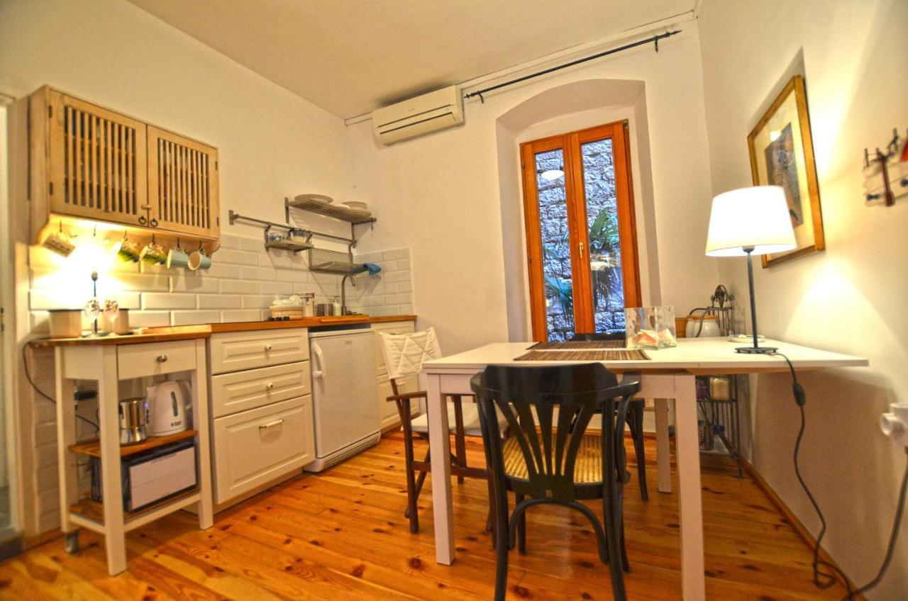Leko Old Town Apartment Rovinj Exteriör bild
